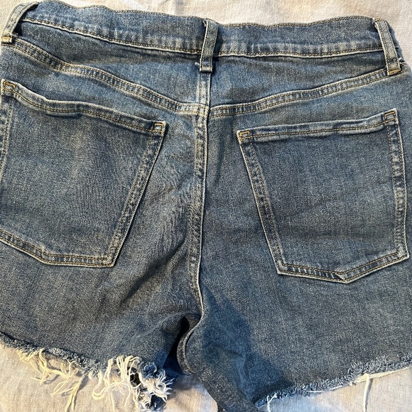 Denim cutoff shorts - Picture 2 of 3